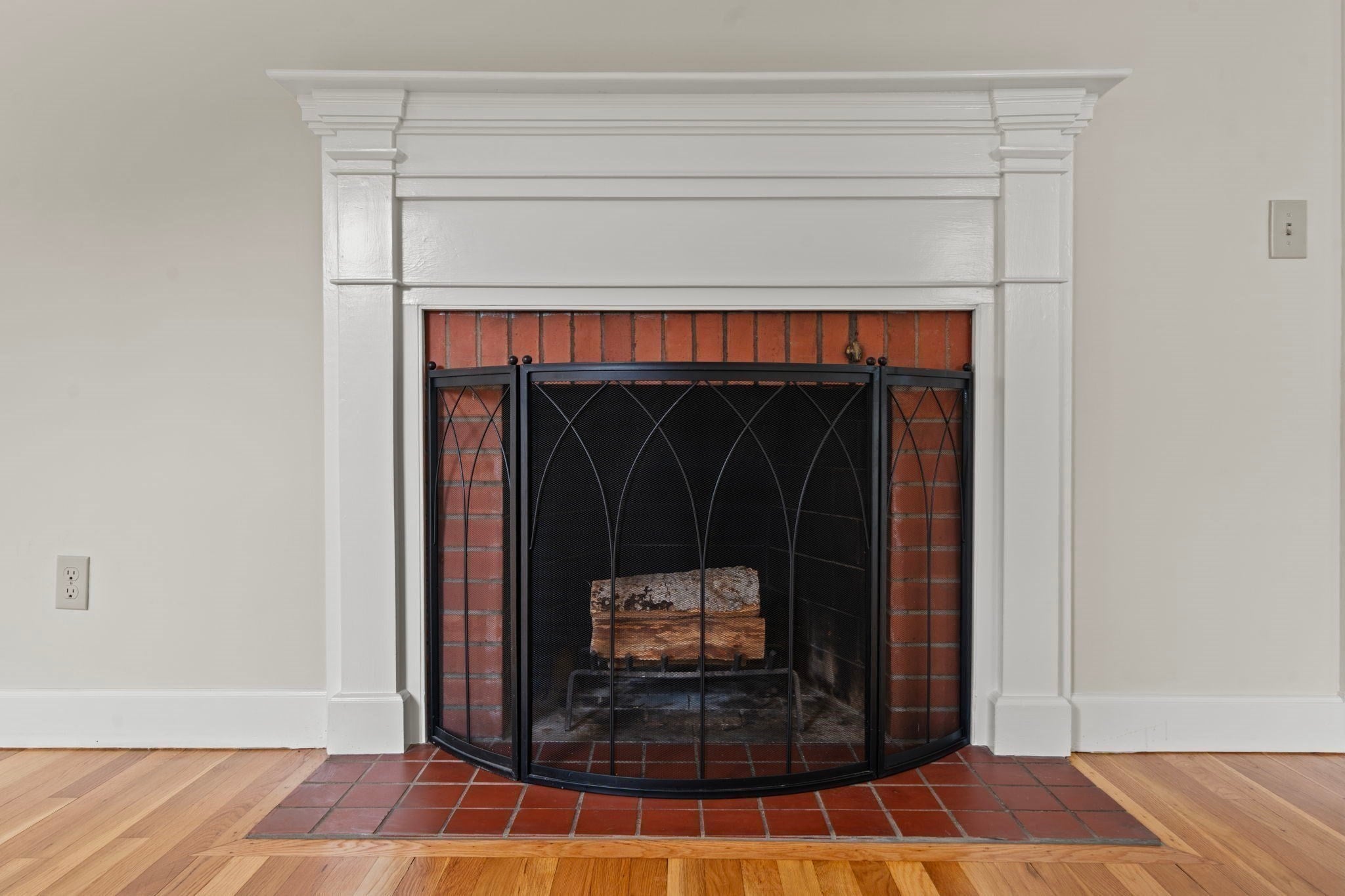 9 Hillside Dr, Nashua, NH Photo #7