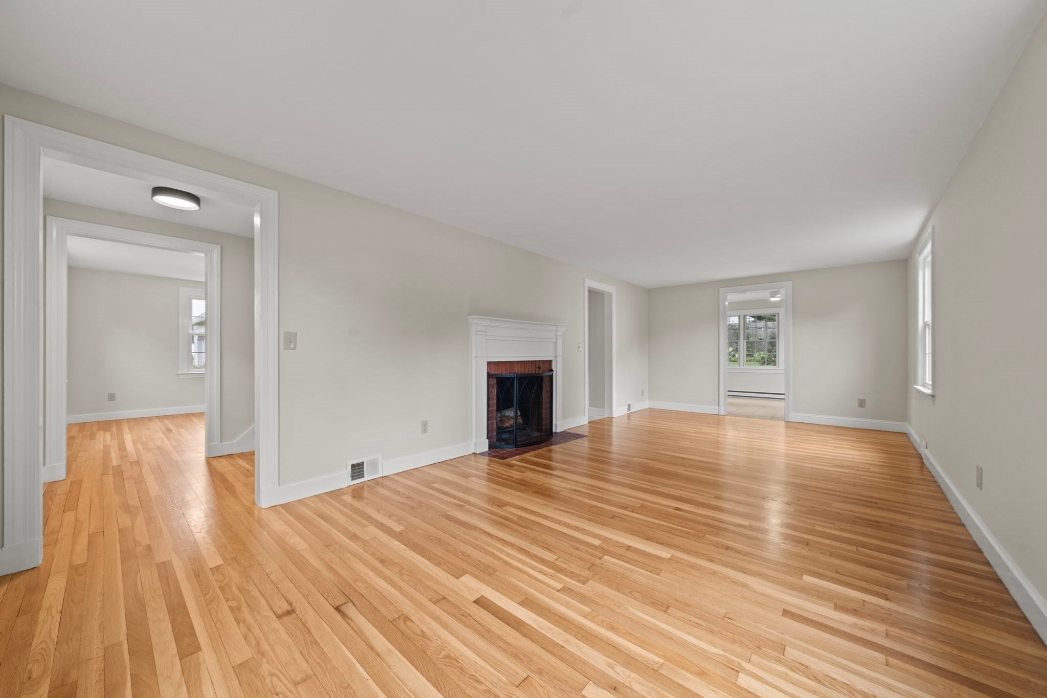 9 Hillside Dr, Nashua, NH Photo #6