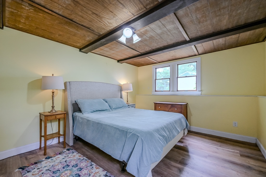 Wareham, Massachusetts 02571, United States, 4 Bedrooms Bedrooms, ,3 BathroomsBathrooms,Residential,Contingent,153904