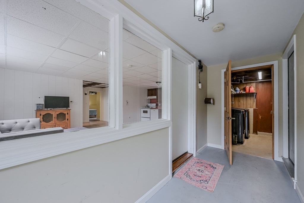 Wareham, Massachusetts 02571, United States, 4 Bedrooms Bedrooms, ,3 BathroomsBathrooms,Residential,Contingent,153904