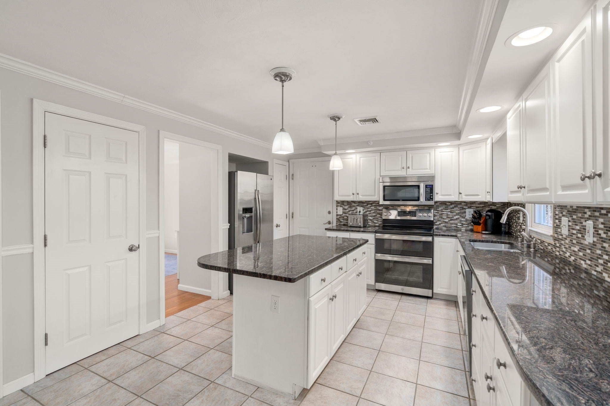 11 Liberty Dr