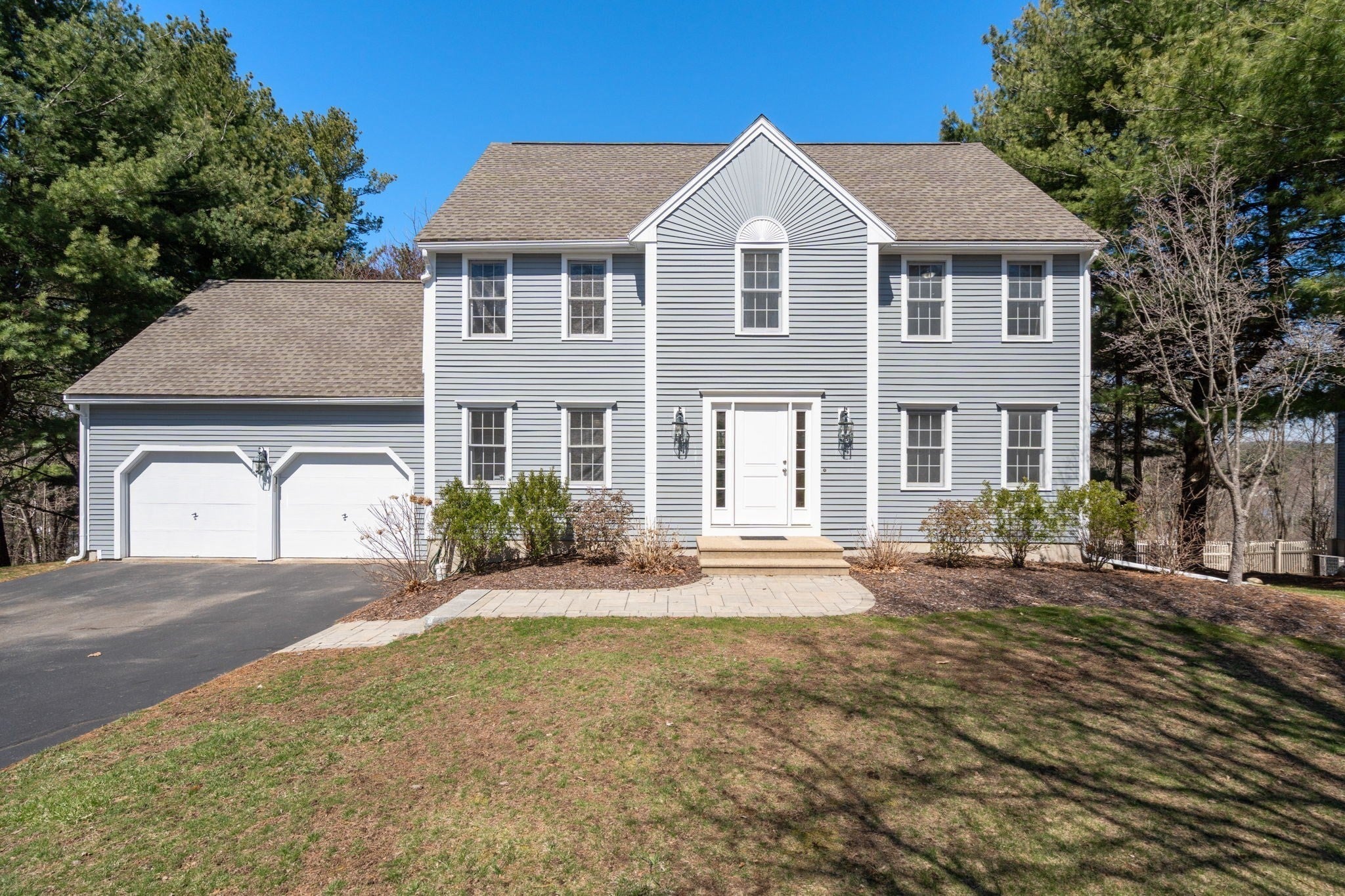 11 Liberty Dr