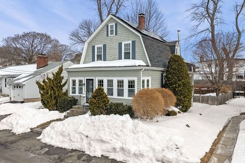 22 Hemenway Rd Swampscott MA 01907