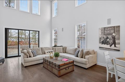 14 Briarwood Plymouth MA 02360