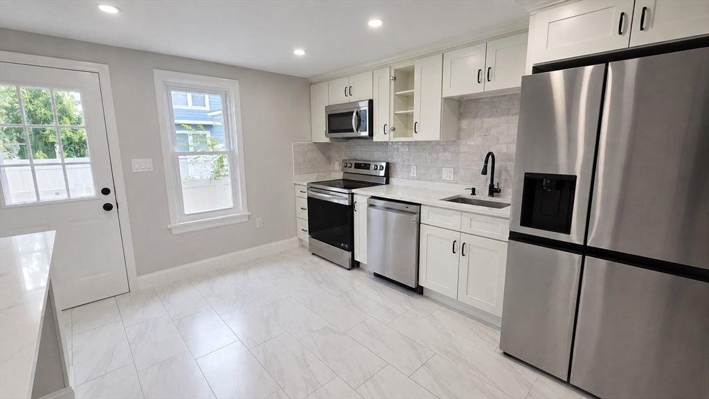 90 Light St #15, Lynn, MA, 90 Light St #15, Lynn, MA Photo #1
