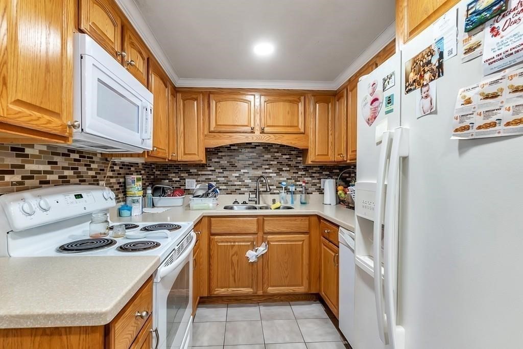 261 Boston Post Road 1