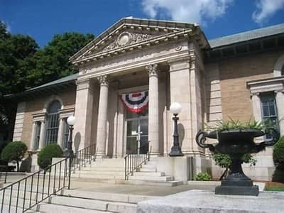 Marlborough, Massachusetts 01752, United States, 2 Bedrooms Bedrooms, ,1 BathroomBathrooms,Residential,Pending,216700