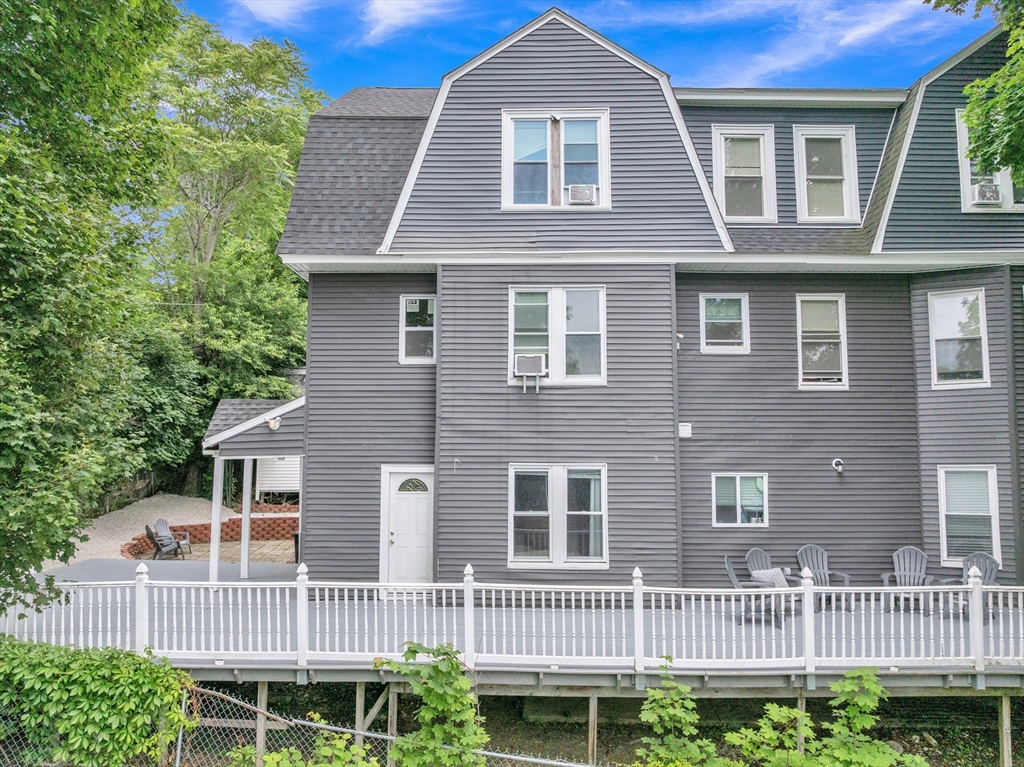 15 Forestdale Rd