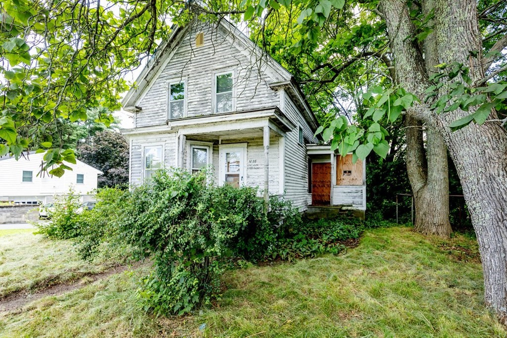 1028 Varnum Ave