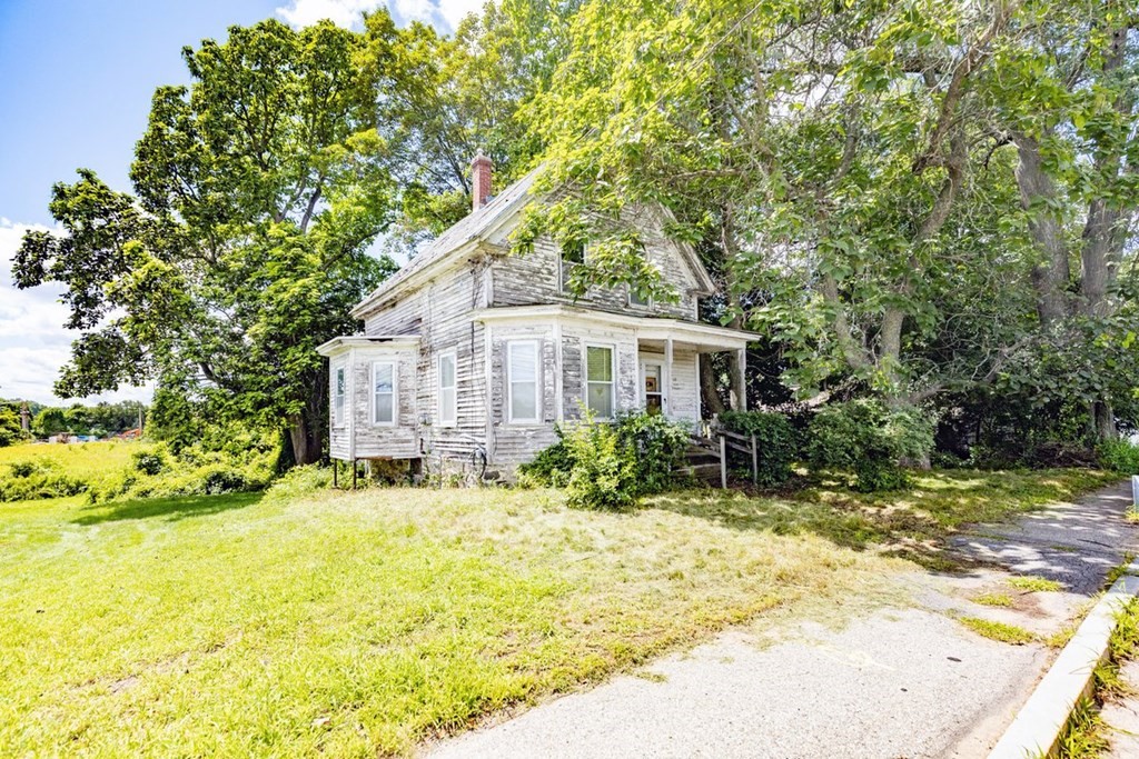 1028 Varnum Ave