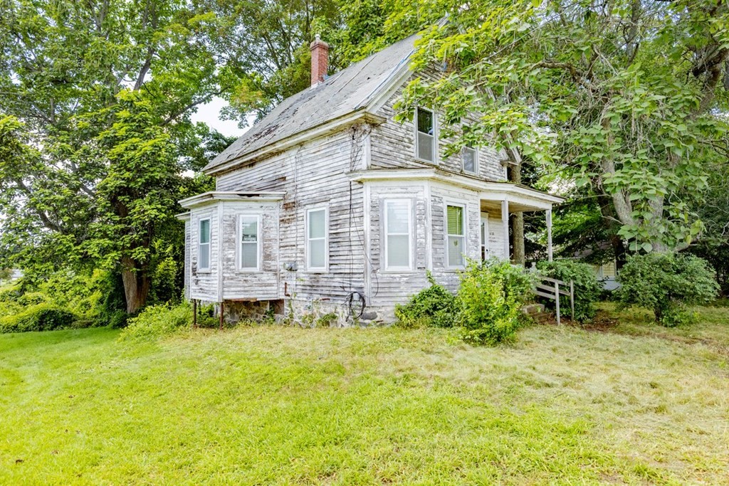 1028 Varnum Ave