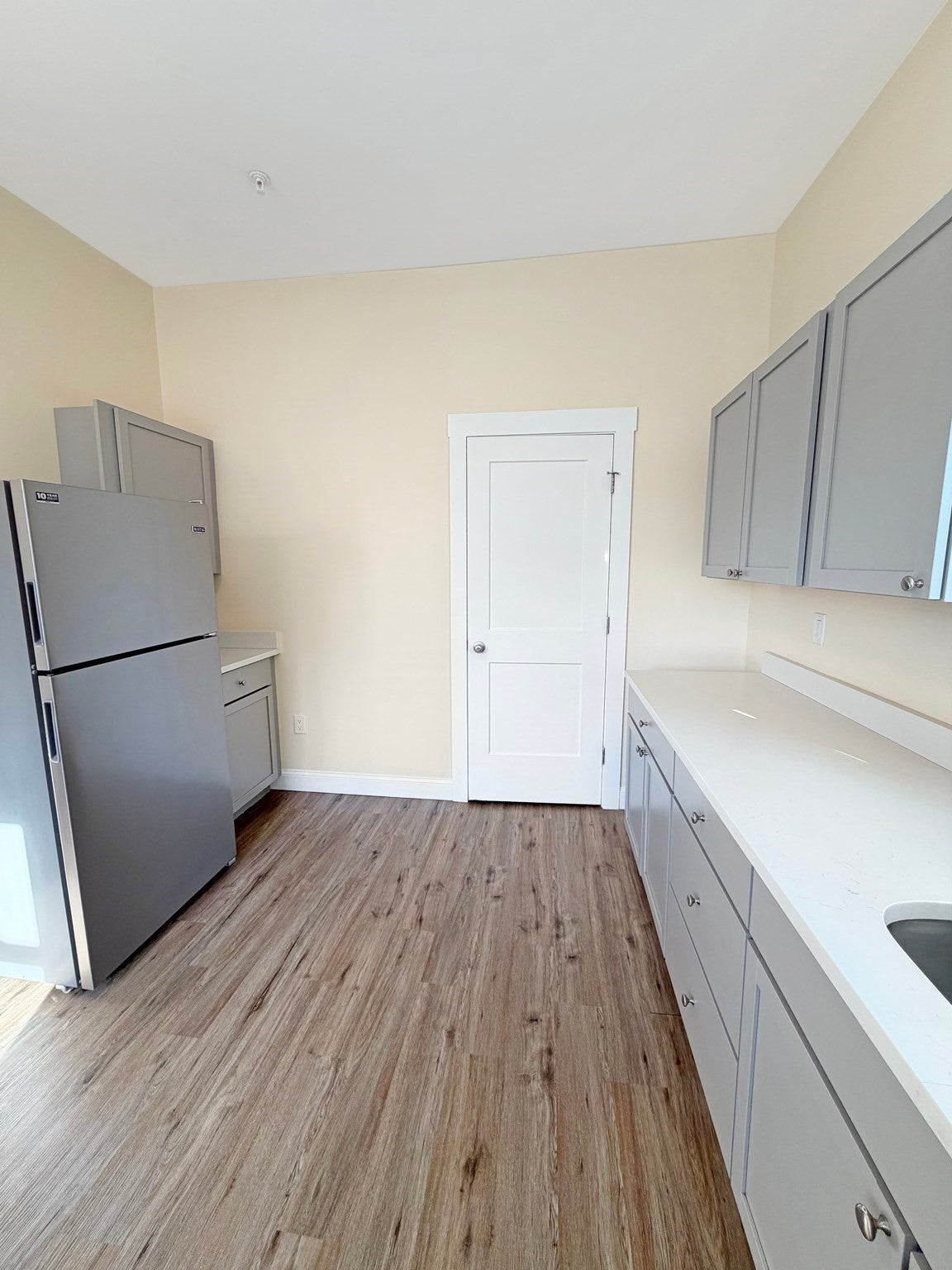 77 Chestnut St #2, Lynn, MA, 77 Chestnut St #2, Lynn, MA Photo #3