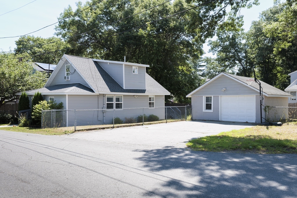 114 Bay State Rd