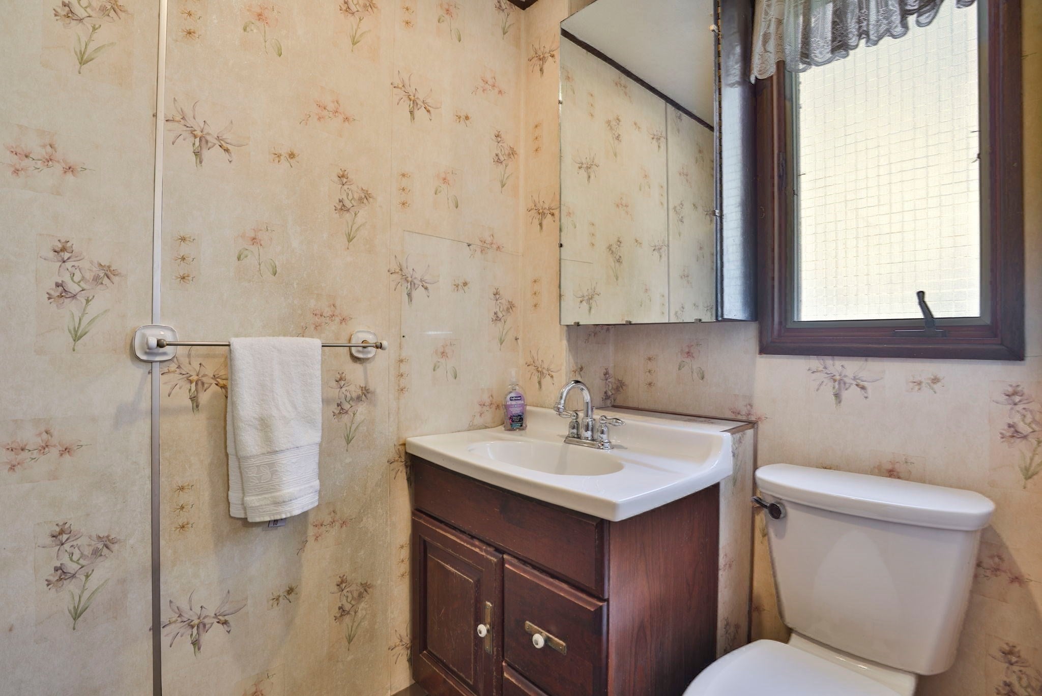 102 Kirtland St, Lynn, MA, 102 Kirtland St, Lynn, MA Photo #21