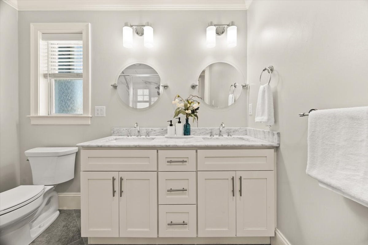 20 Dalby St #20, Newton, MA Photo #18