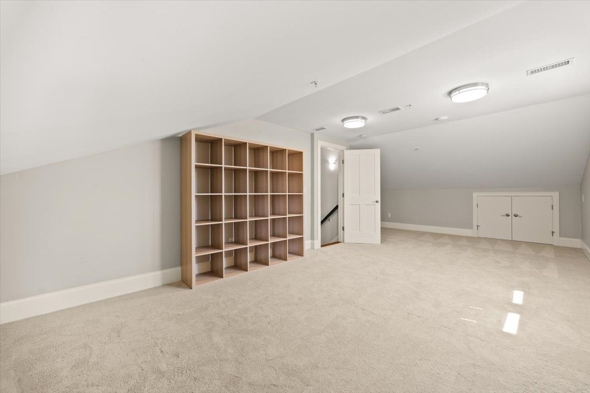 20 Dalby St #20, Newton, MA Photo #28