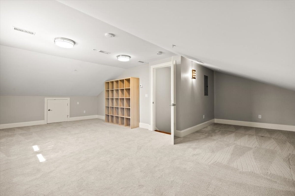 20 Dalby St #20, Newton, MA Photo #29