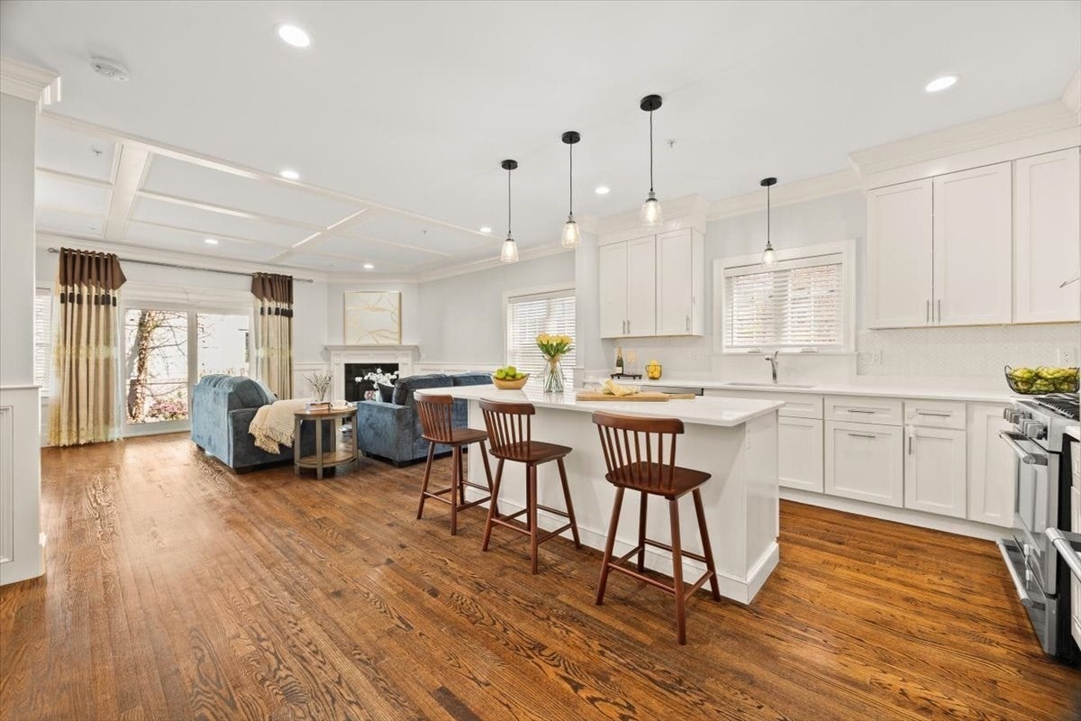 20 Dalby St #20, Newton, MA Photo #6