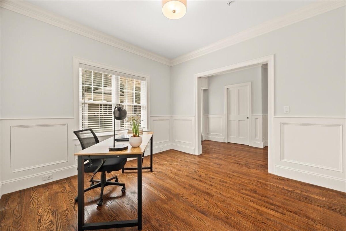 20 Dalby St #20, Newton, MA Photo #10