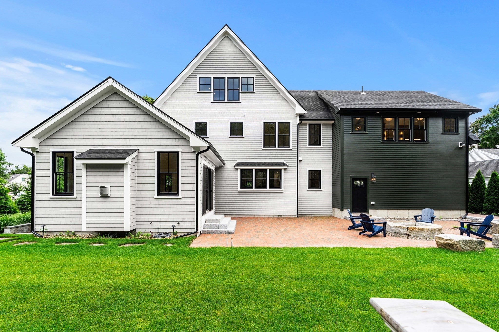 12 Roosevelt Pl