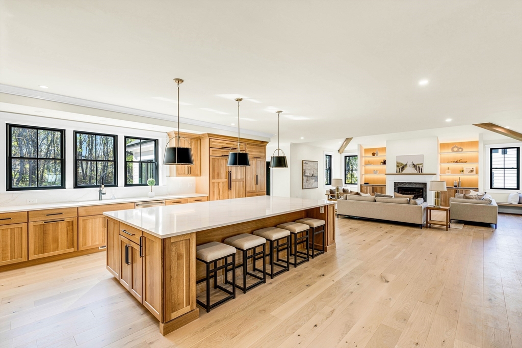 12 Roosevelt Pl