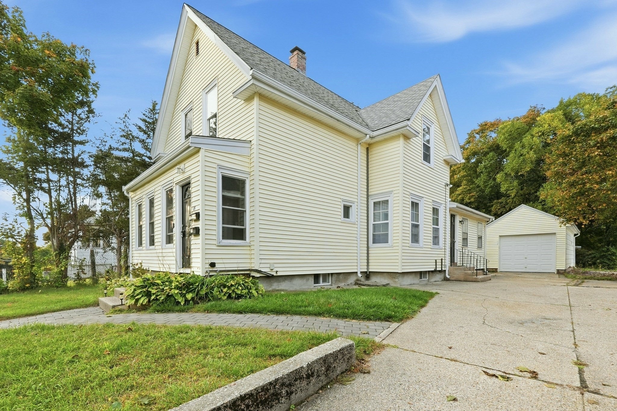 15 Mccarthy St, Franklin, MA Photo #1