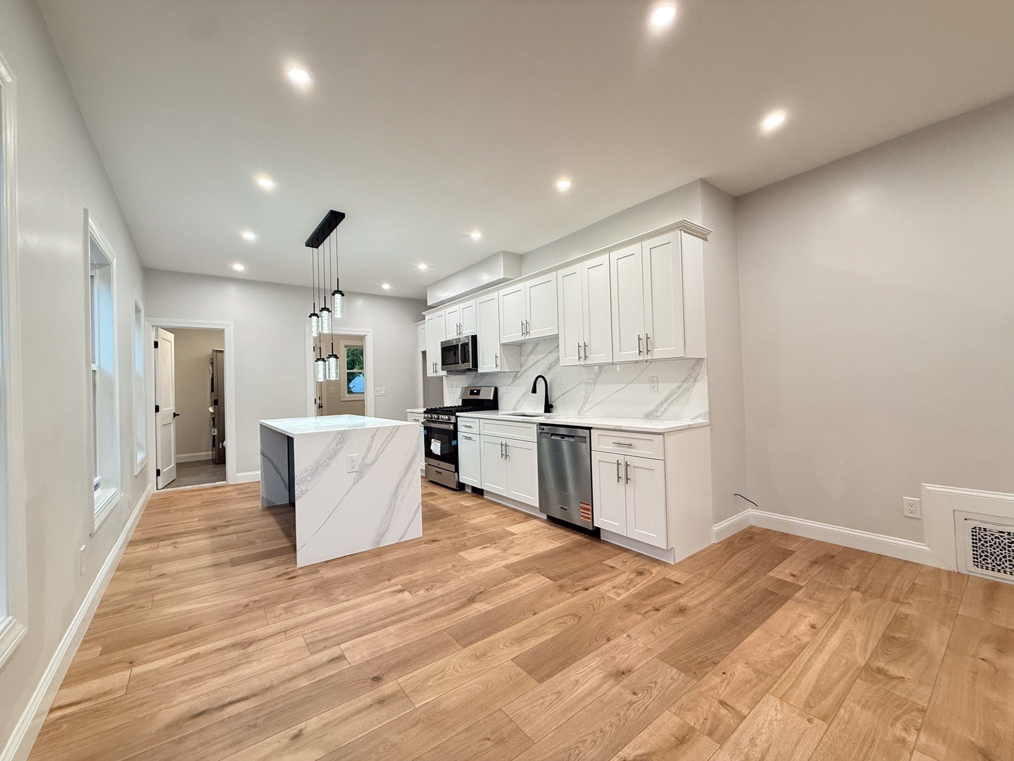 16 Willow Ave #2, Somerville, MA, 16 Willow Ave #2, Somerville, MA Photo #1