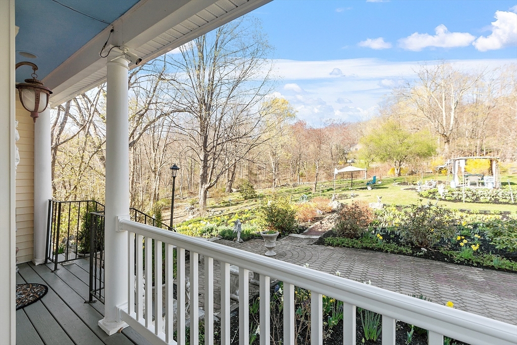 32 Westland Farm Road