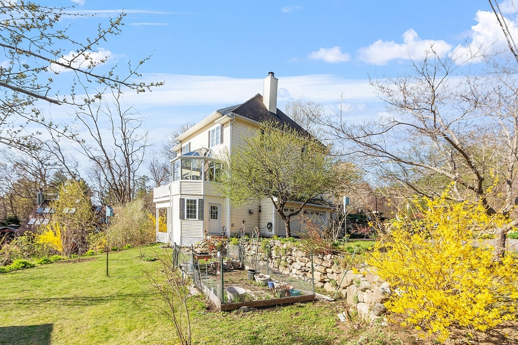 32 Westland Farm Road