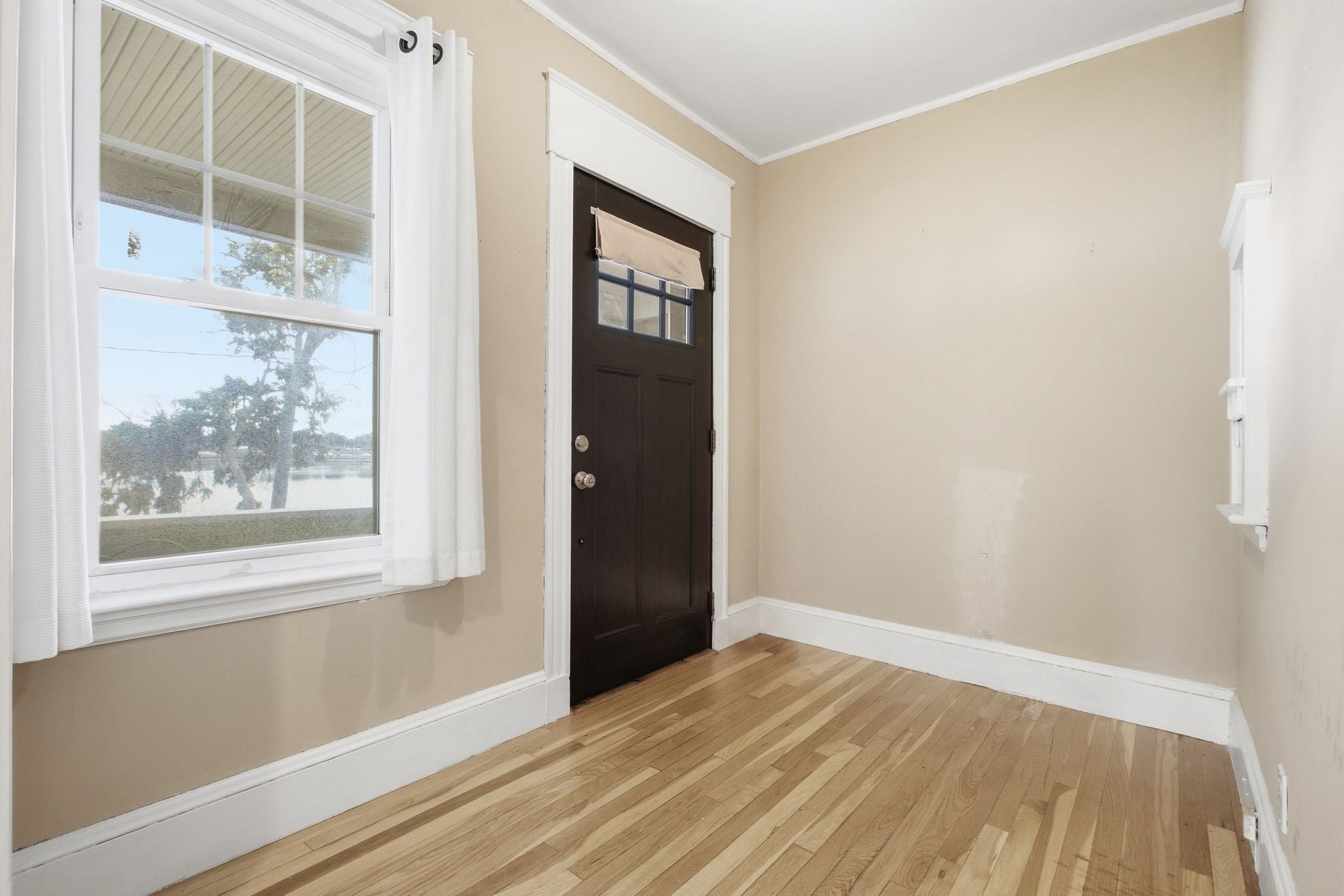 6-8 Southview St 1