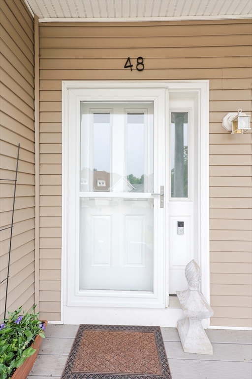 48 Leanne Way 48