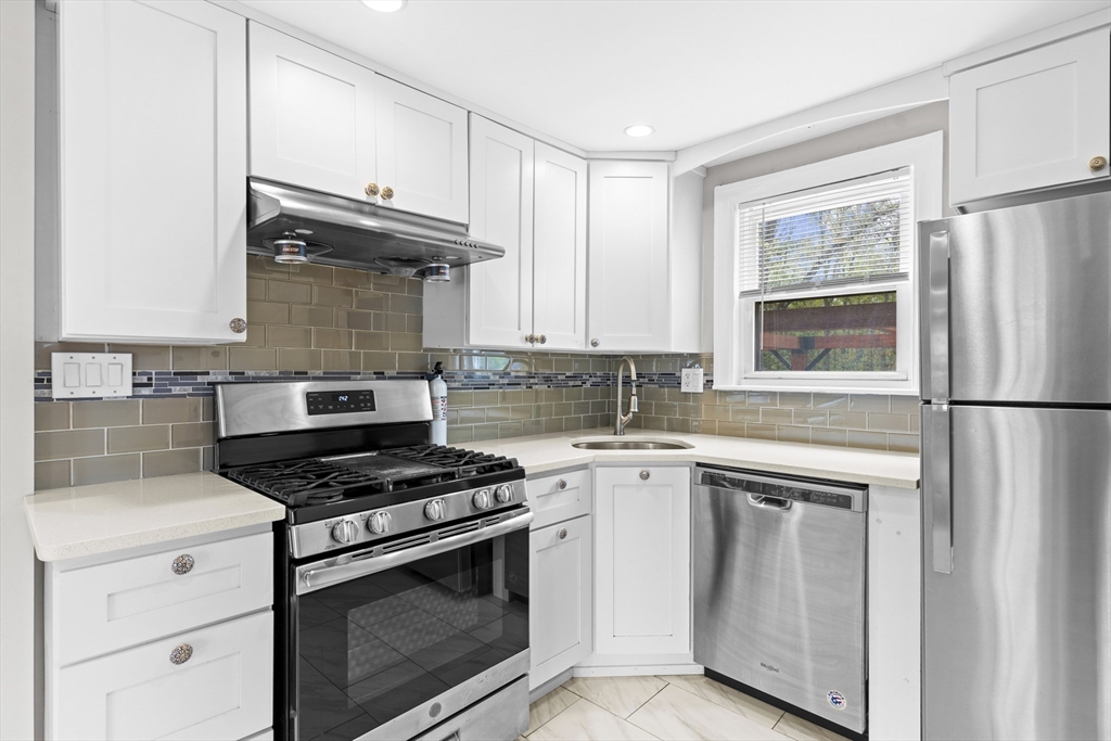 92 Gladeside Ave 1