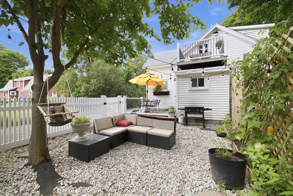 589 South St, Wrentham, MA Photo #3