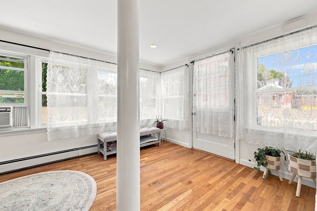 589 South St, Wrentham, MA Photo #27