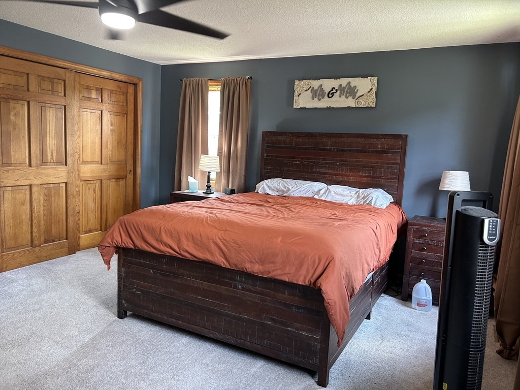 Hatfield, Massachusetts 01038, United States, 3 Bedrooms Bedrooms, ,2 BathroomsBathrooms,Residential,Pending,150298