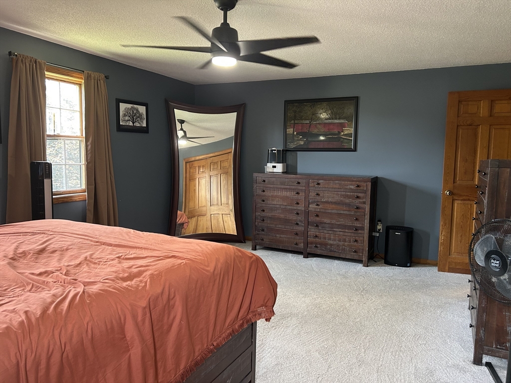 Hatfield, Massachusetts 01038, United States, 3 Bedrooms Bedrooms, ,2 BathroomsBathrooms,Residential,Pending,150298