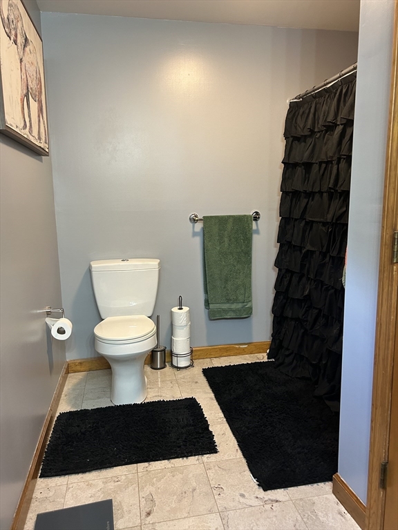 Hatfield, Massachusetts 01038, United States, 3 Bedrooms Bedrooms, ,2 BathroomsBathrooms,Residential,Pending,150298