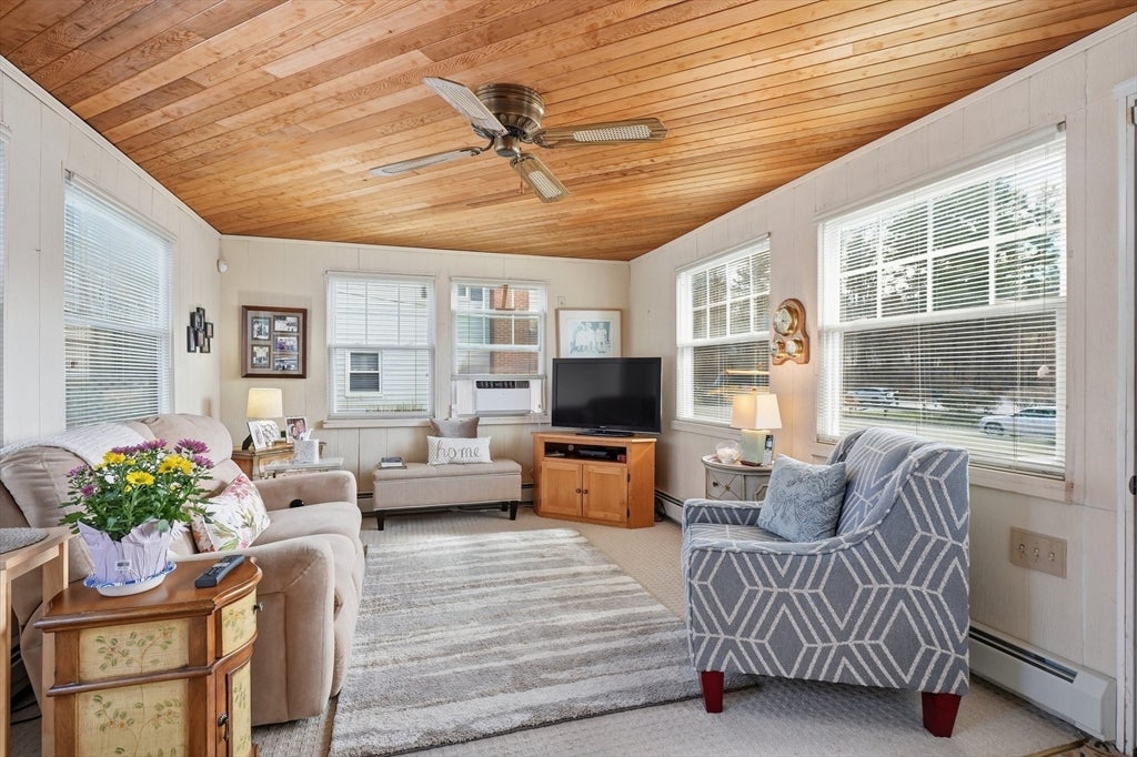 57 Winter St, Woburn, MA Photo #3