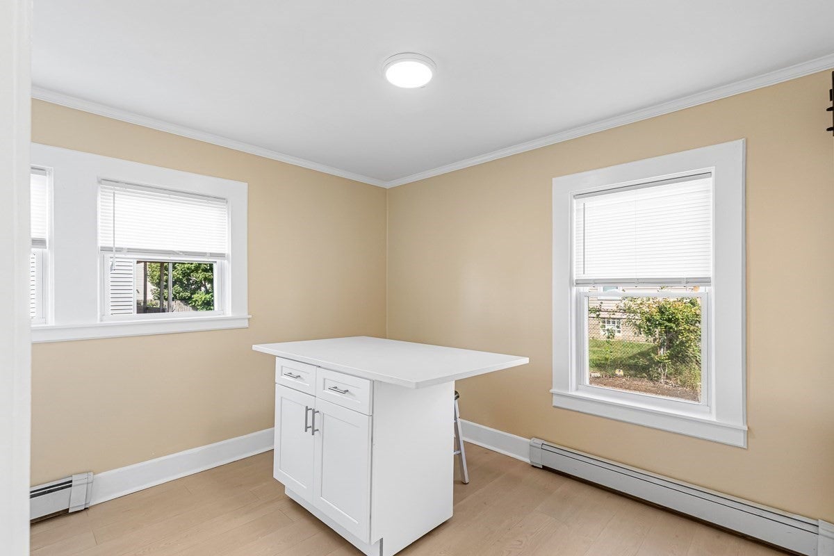 6 Coffin Avenue Ct, New Bedford, MA Photo #8