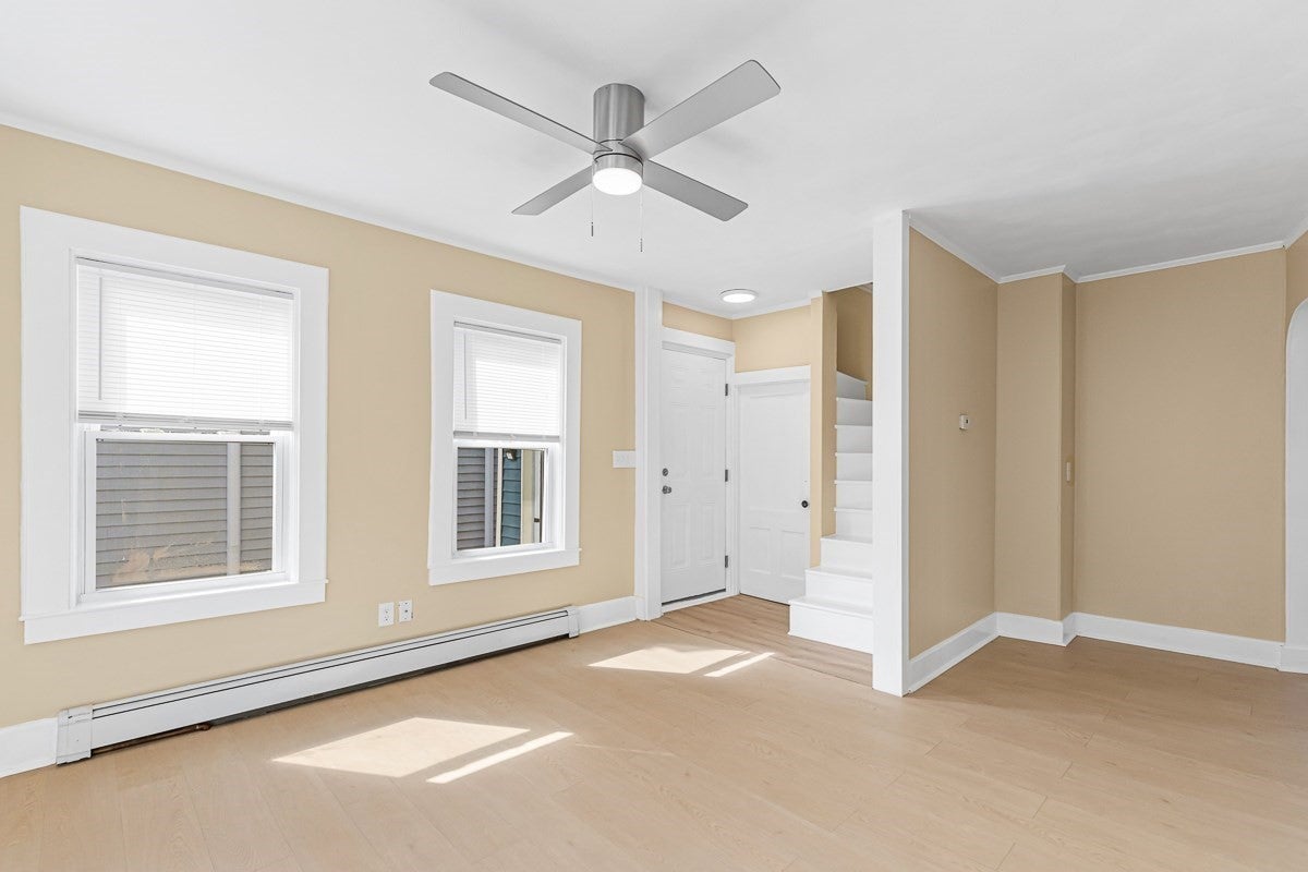 6 Coffin Avenue Ct, New Bedford, MA Photo #4