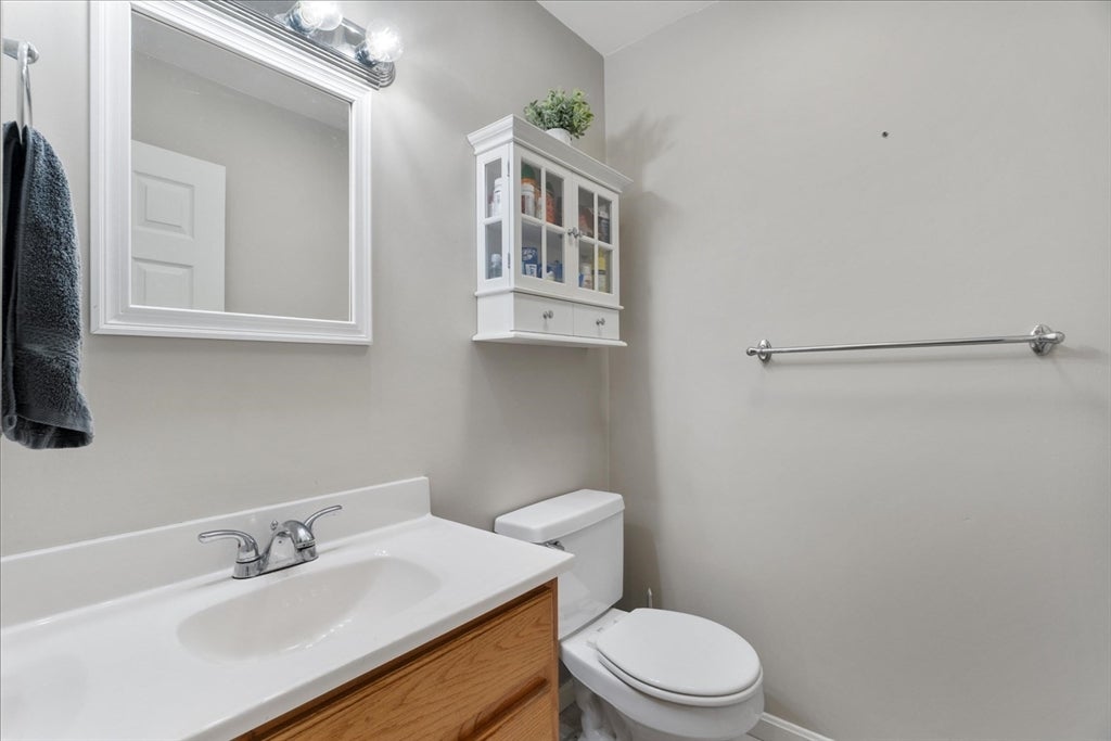 21 Milk St #4, Attleboro, MA, 21 Milk St #4, Attleboro, MA Photo #10
