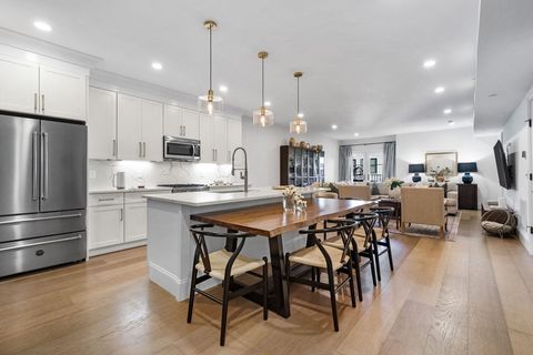 258-260 W 3rd St 1 Boston MA 02127