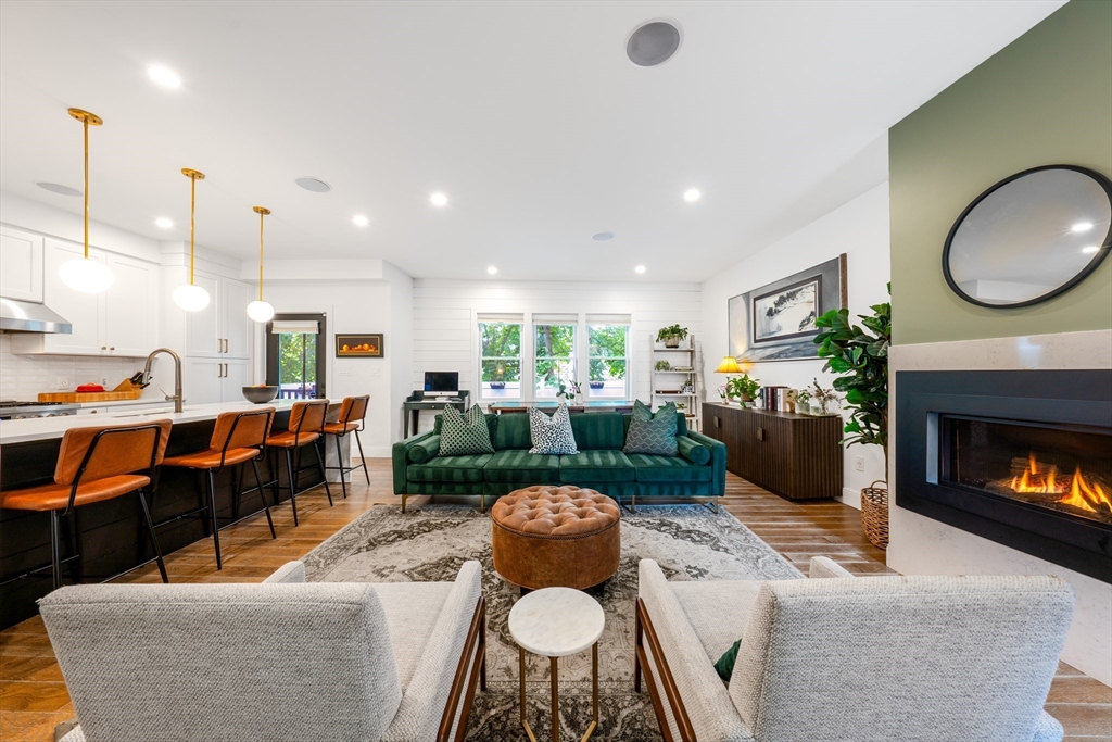 16 Walker St 16