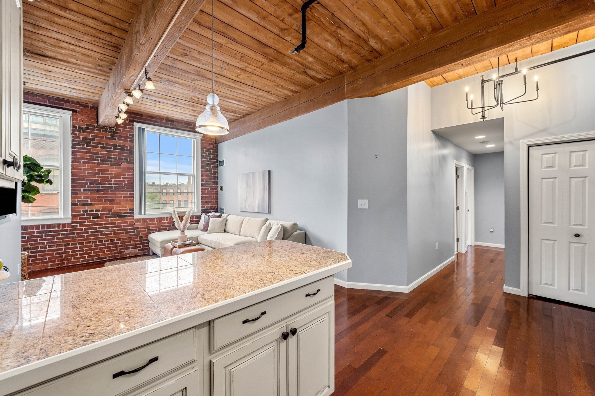 21 Wingate ST #402, Haverhill, MA Photo #6