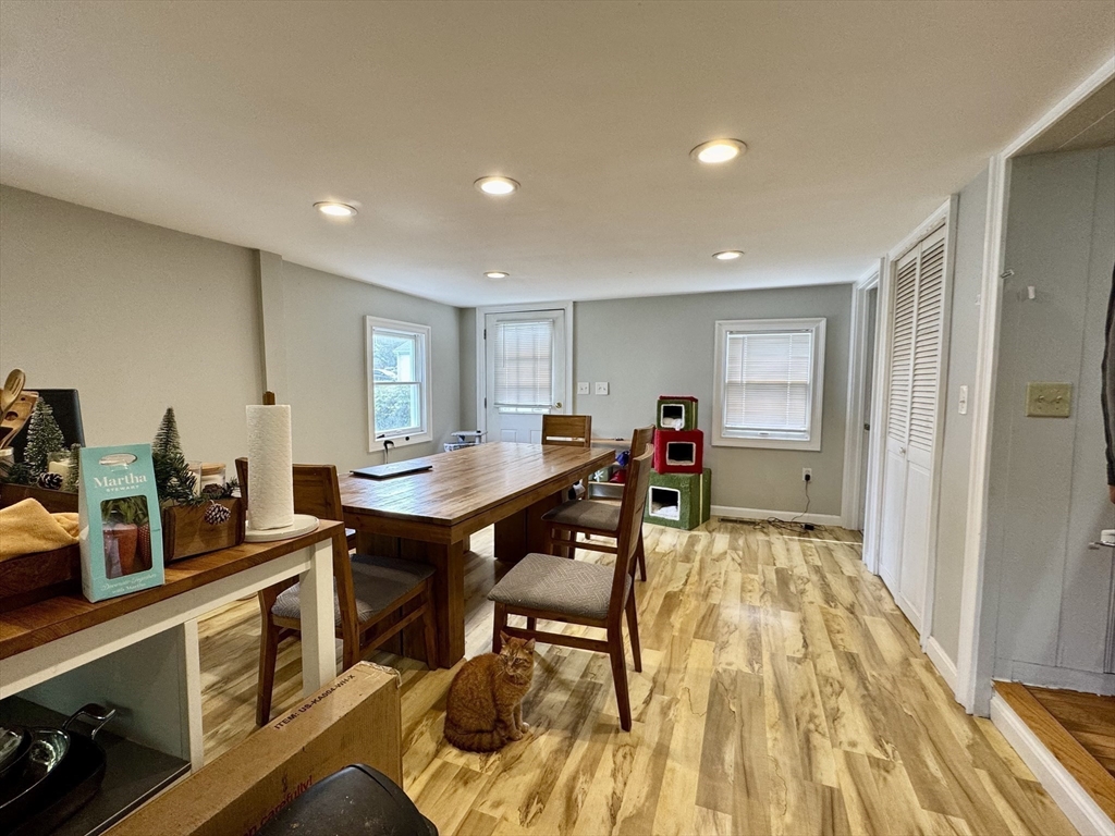 1001 Winthrop Ave