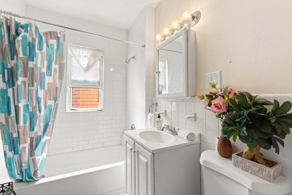 8 Verndale Rd #1, Milton, MA, 8 Verndale Rd #1, Milton, MA Photo #9
