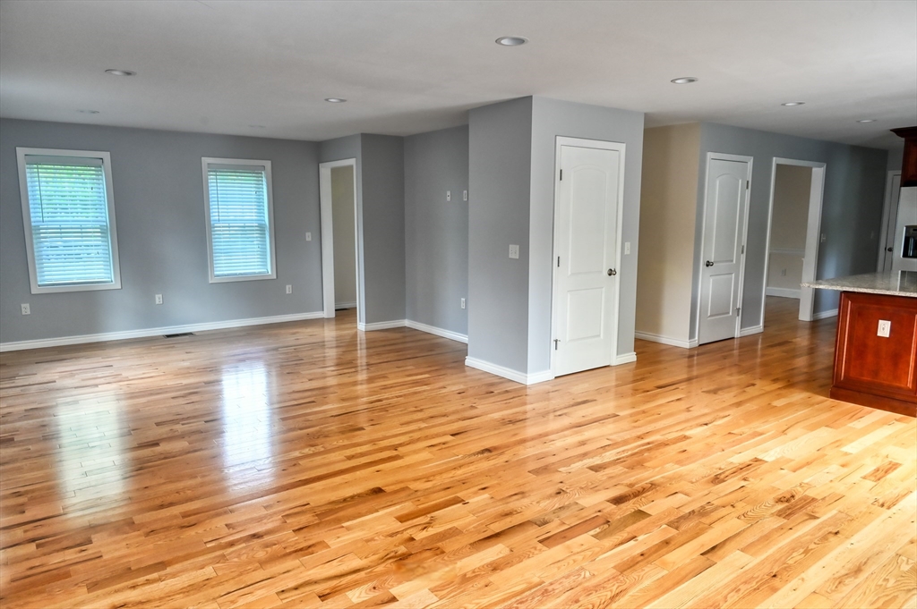 2 Isabella Dr
