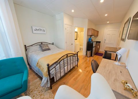 302 Newbury 7 Boston MA 02115