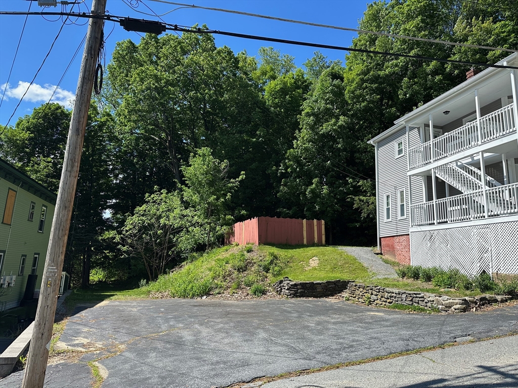 47 Mayland St