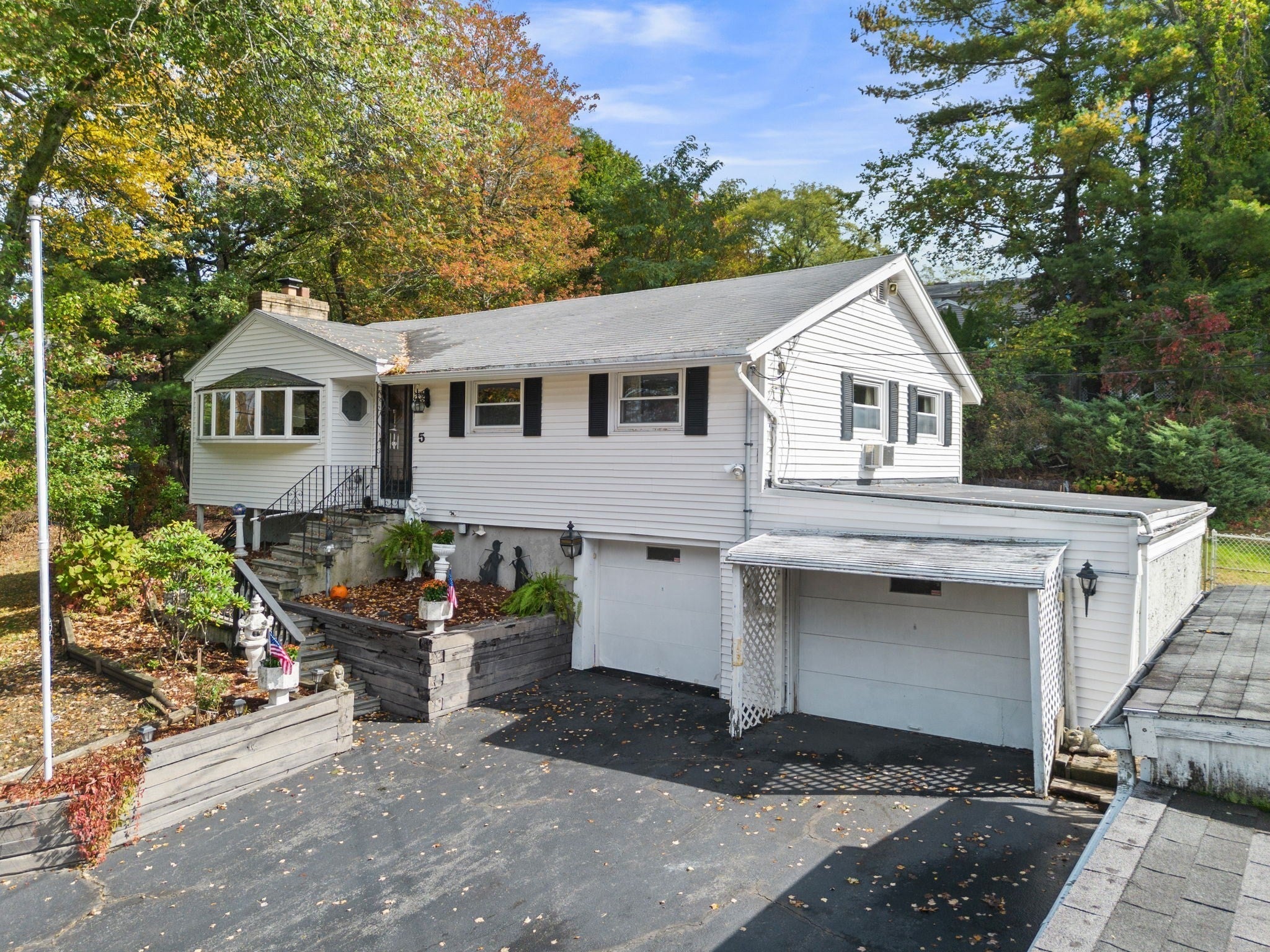 5 Anderson St, Peabody, MA Photo #1